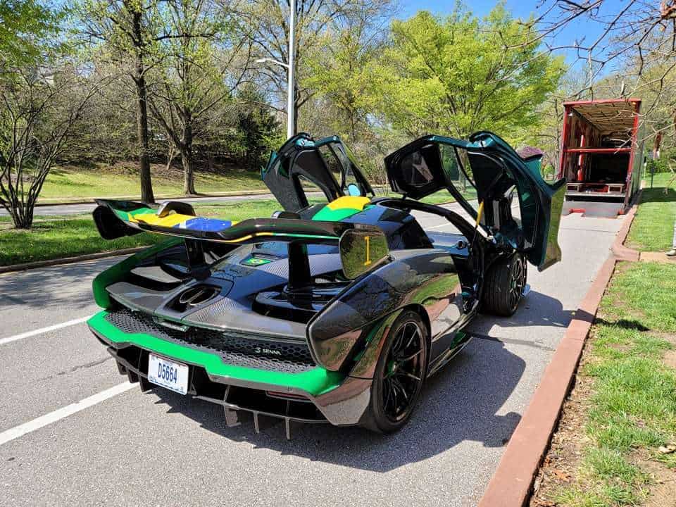 Transporting a McLaren Senna Xp / Guaranteed pick-up auto transport