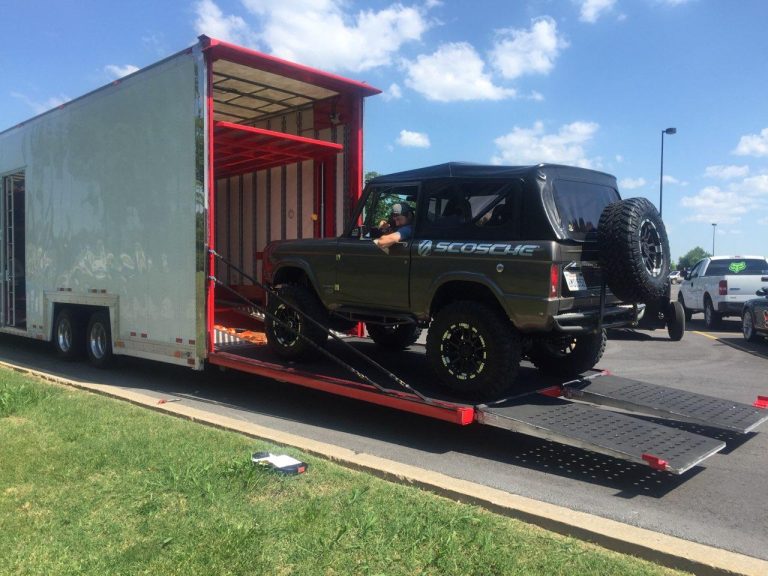 enclosed vehicle shippng